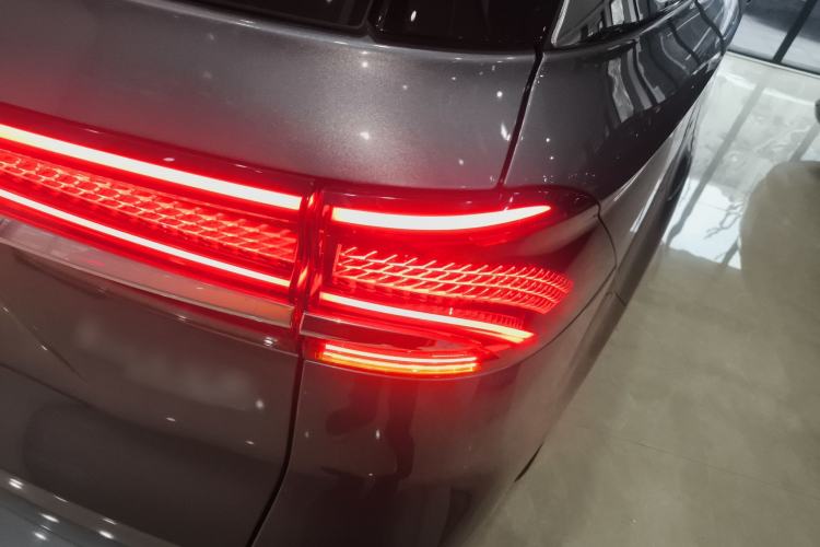 Used Roewe iMAX8 2022 400TGI Prestige Edition