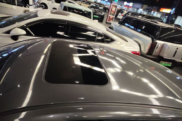 Used Changan UNI-V iDD 2023 Zhidian iDD 1.5T 113km Smart & Fun Version (Rapid Edition)
