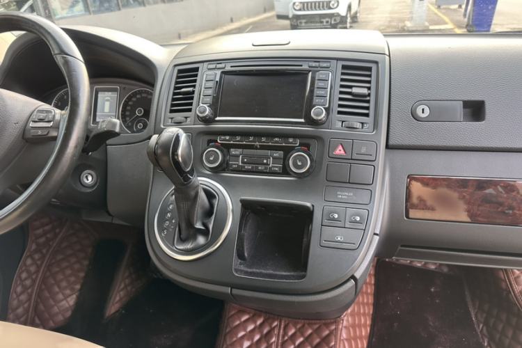 Used Volkswagen Multivan 2012 2.0 TSI Four-Wheel Drive Deluxe Edition
