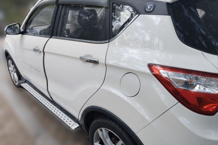 Used Changan CS35 2015 1.6L Automatic Luxury Model China V Standard