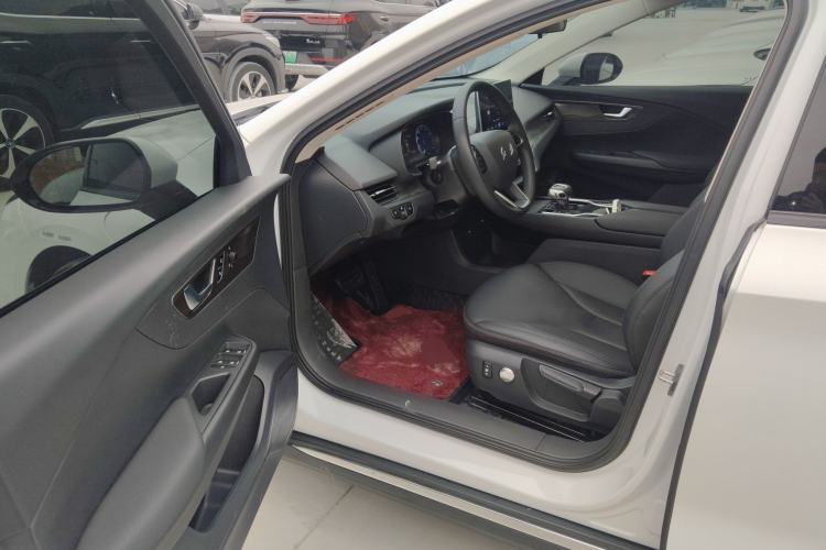 Used Hongqi E-QM5 2023 Revised Version Basic Travel Edition
