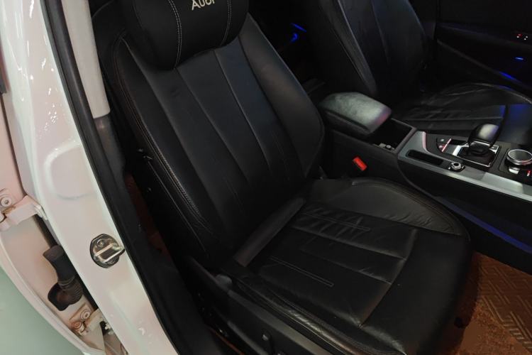 Used Audi A4L 2019 40 TFSI Fashion Edition China VI Emission Standard
