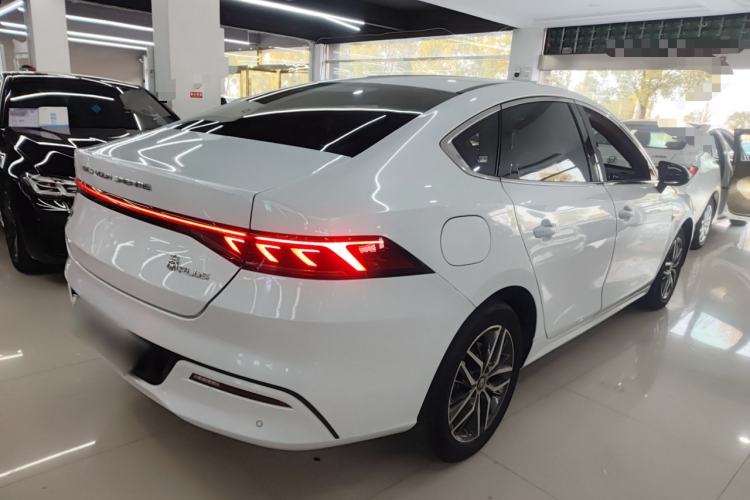 Used BYD Qin PLUS 2021 EV 400KM Luxury Model