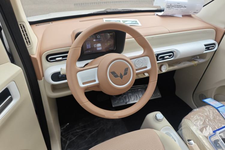 Used Wuling Hongguang MINIEV 2024 3rd Generation 215km Youth Edition
