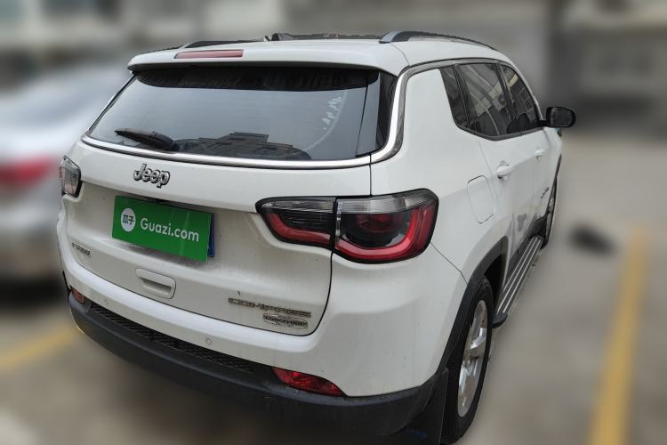 Used  Compass 2017 200T Automatic Family Edition
