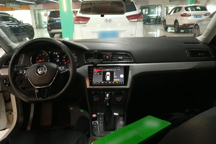 Used Volkswagen Lamando 2017 230TSI DSG Fashion Edition