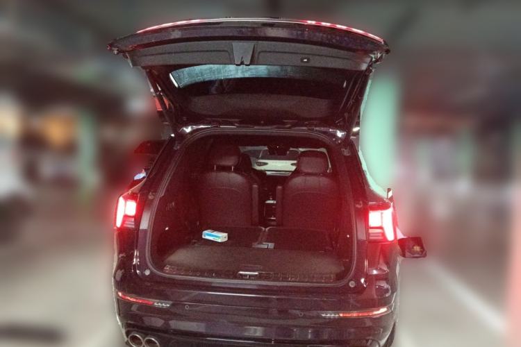 Used Lynk & Co 09 2021 2.0T Ultra Six-Seater