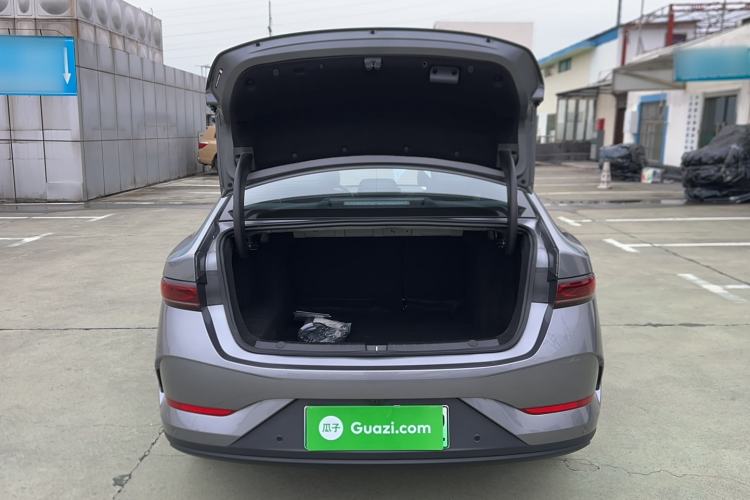 Used BYD Qin PLUS 2025 DM-i Smart Drive 120KM Superior Model