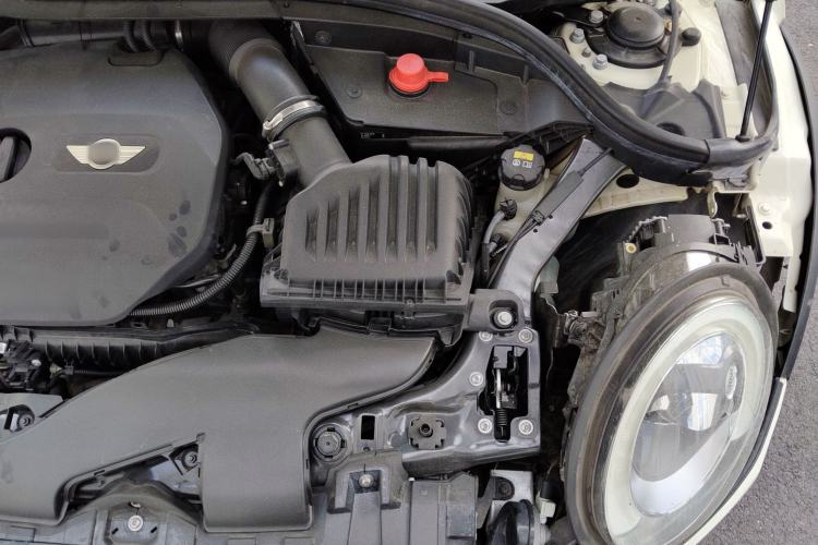 Used  Clubman 2016 Updated 1.5T COOPER Geek Edition
