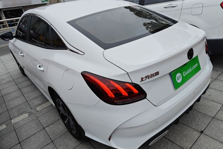 Used MG 5 2022 180 DVVT CVT Youth Luxury Edition
