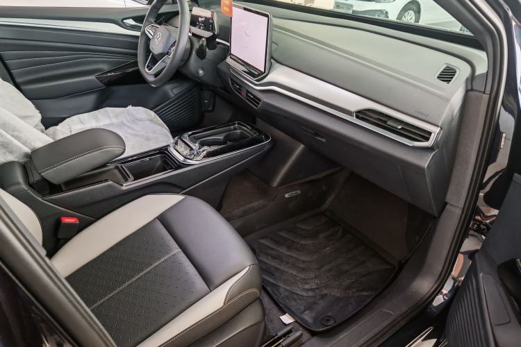 Used Volkswagen ID.4 CROZZ 2026 Model Pure Enjoyment Edition PURE