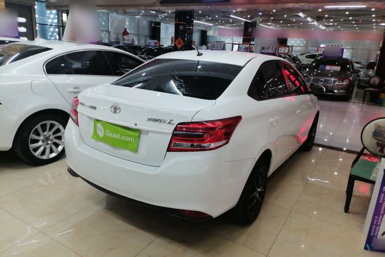 Used Toyota YARiS L 2017 1.5E CVT Dynamic Edition
