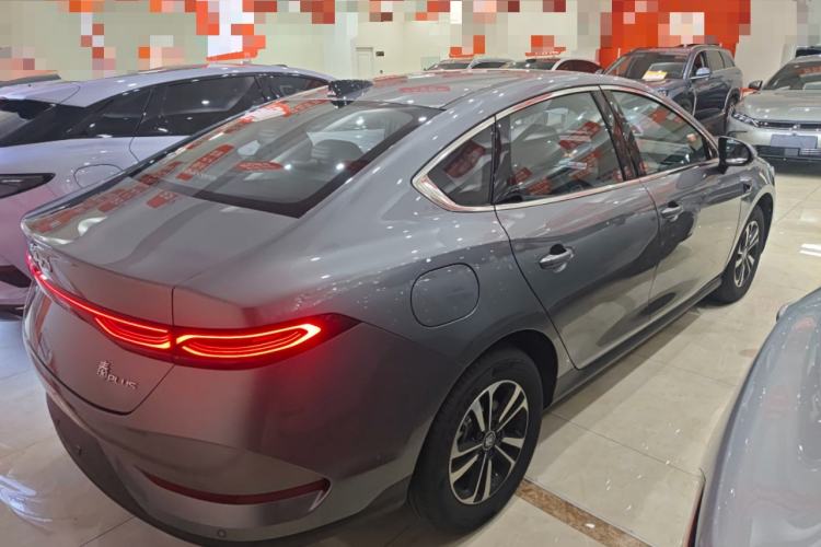 Used BYD Qin PLUS 2025 DM-i Smart Drive 120KM Superior Model