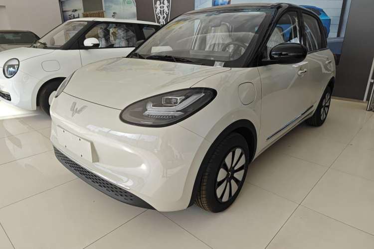 Used Wuling Bingo 2024 333 km Enjoyment Version
