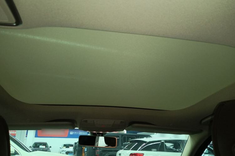 Used Mercedes-Benz E-Class 2019 E 300 L Sporty and Stylish Model
