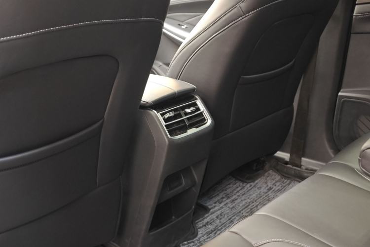 Used  E5 2023 1.5L DE-i 100KM Comfort Edition 7-Seater
