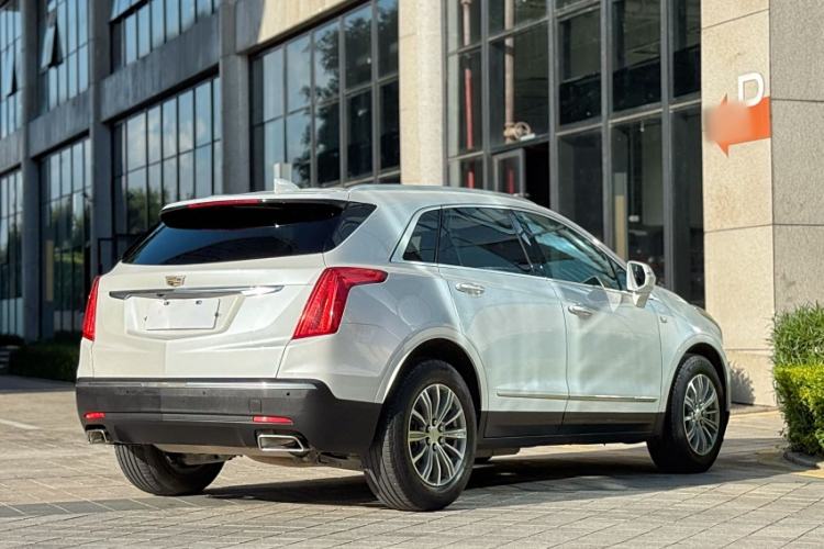 Used Cadillac XT5 2018 25T Luxury Model
