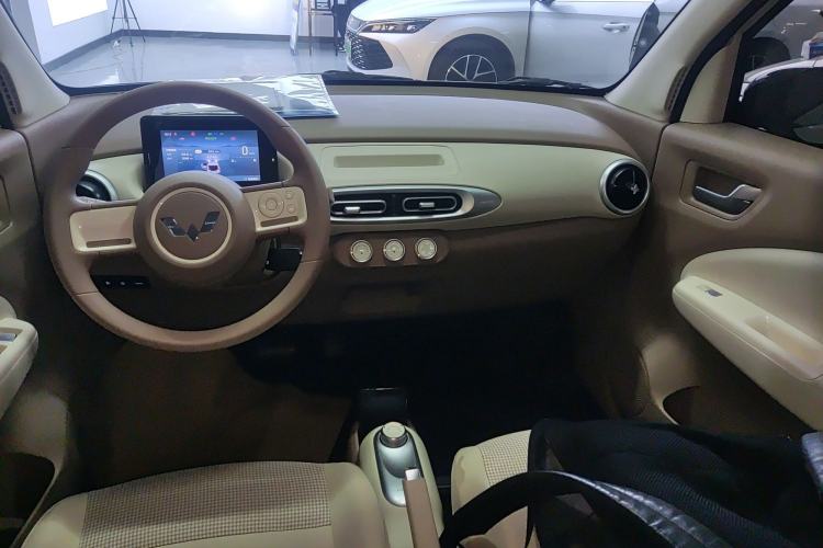 Used Wuling Hongguang MINIEV 2025 Four-Door Version Advanced Edition
