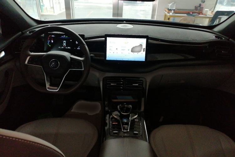 Used BYD Qin PLUS 2024 HONOR Edition DM-i 55KM Leading Model
