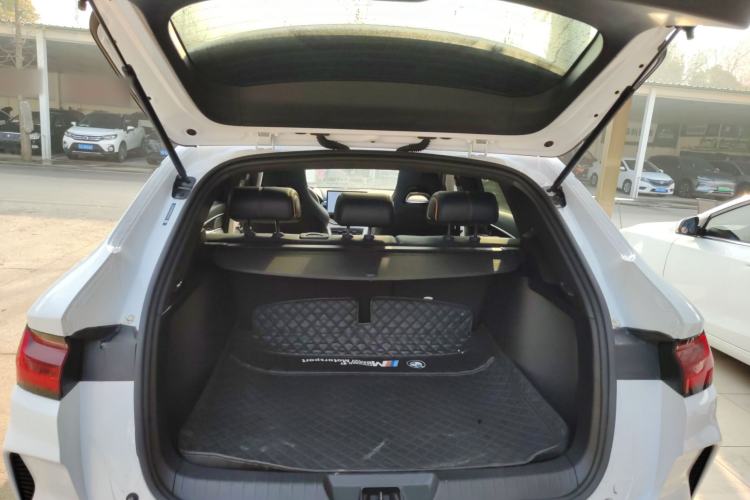 Used BYD Song PLUS New Energy 2024 Honor Edition EV 520km Luxury Model
