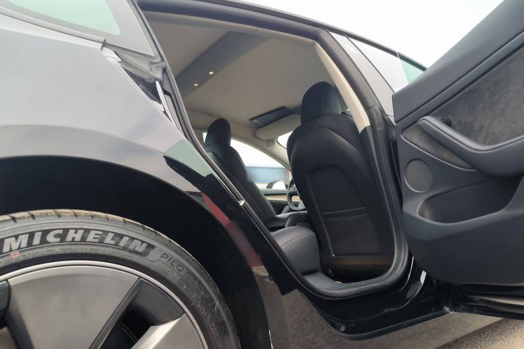 Used Tesla Model 3 2022 Rear-Wheel-Drive Version
