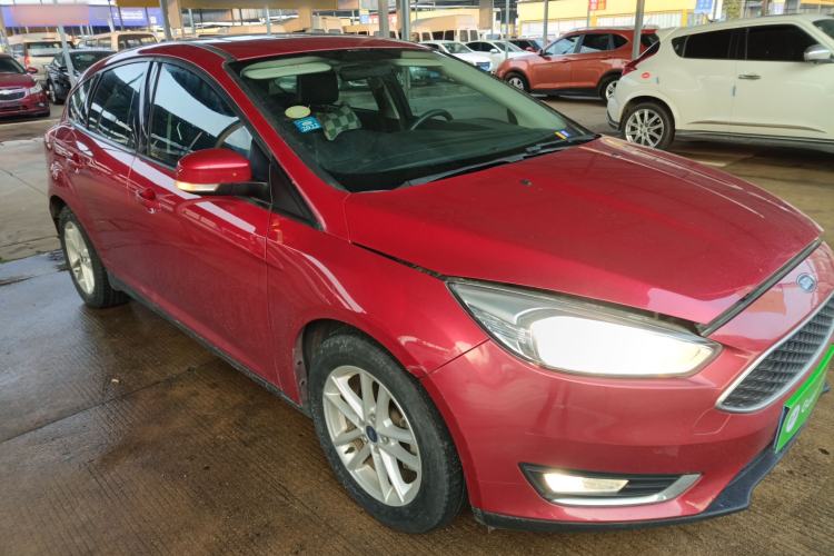 Used Ford Focus 2015 Hatchback 1.6L Automatic Fashion Edition
