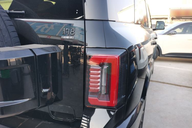 Used  Leopard 8 2025 Smart & Brave Flagship Edition 6 Seats
