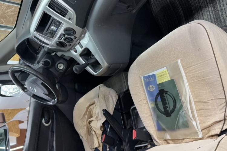 Used Nissan NV200 2013 1.6L Luxury Model China IV Standard