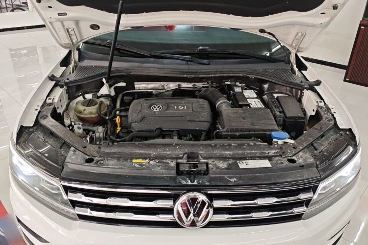 Used Volkswagen Tiguan L 2017 330TSI Automatic Two-Wheel Drive Luxury Edition
