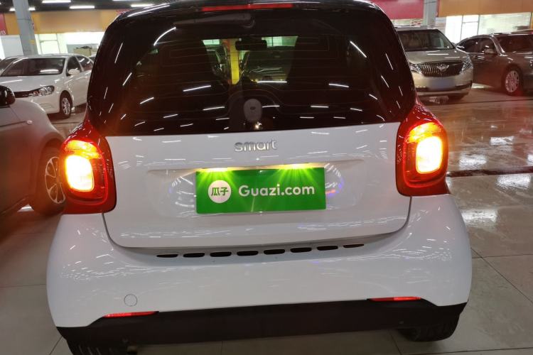 Used smart fortwo 2018 1.0L 52kW Hardtop Dynamic Version China V
