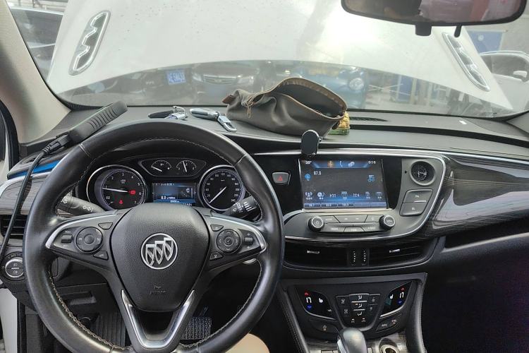 Used Buick Envision 2018 20T Two-Wheel-Drive Elite Model
