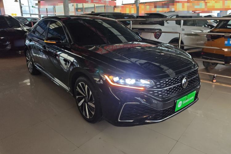 Used Volkswagen Passat 2023 330TSI Starry Elite Edition