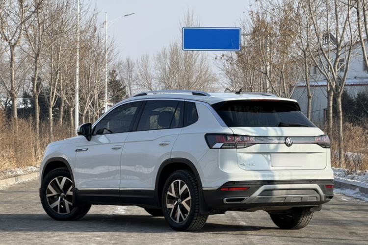 Used Volkswagen Tayron 2023 300TSI Two-Wheel-Drive Luxury Plus Advanced Edition
