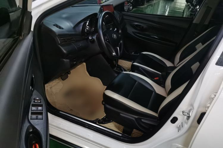 Used Toyota YARiS L 2022 X-Trail 1.5L CVT Leading PLUS Edition
