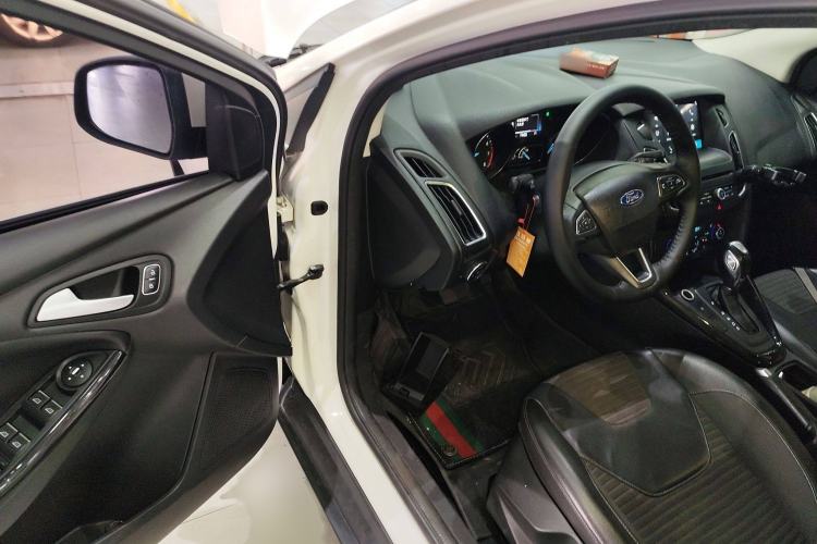 Used Ford Focus 2015 Hatchback EcoBoost 180 Automatic Elite Model
