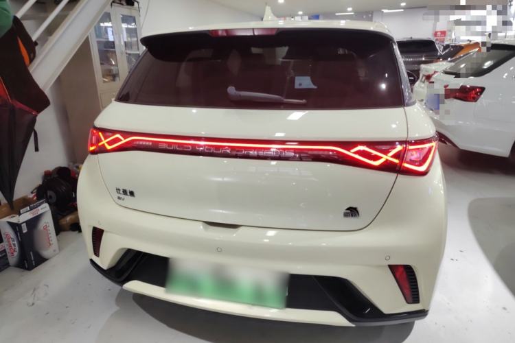 Used BYD Dolphin 2023 420 km Fashion Edition