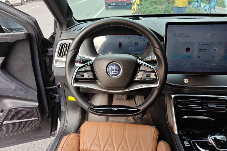 Used BYD Tang New Energy 2022 EV 730KM Luxury Model