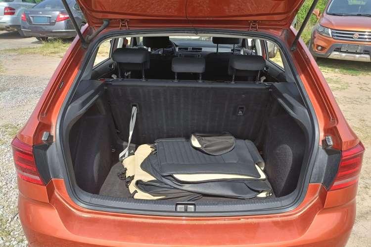 Used Volkswagen Santana 2017 Haval H6 1.6L Automatic Fashion Edition
