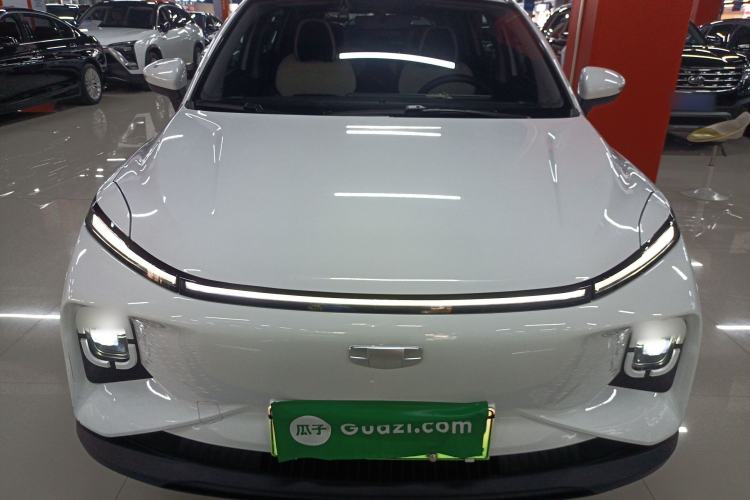 Used Geometry E Firefly 2023 320KM Cute & Handsome Tiger 5 Seats