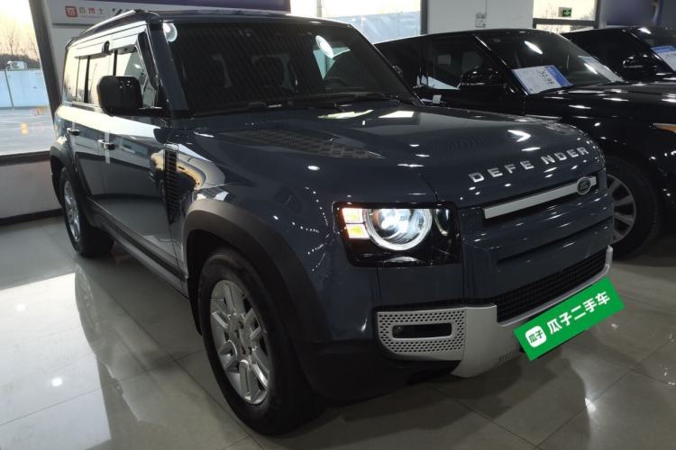 Used Land Rover Defender 2020 110 P400 SE
