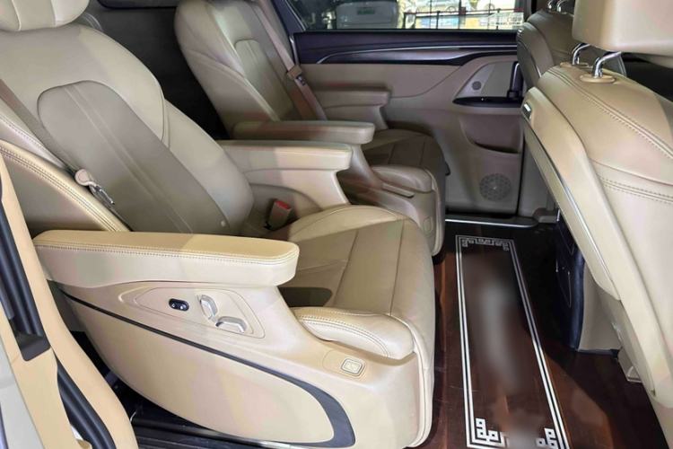 Used Buick GL8 2020 ES Land Cruiser 653T Luxury Model