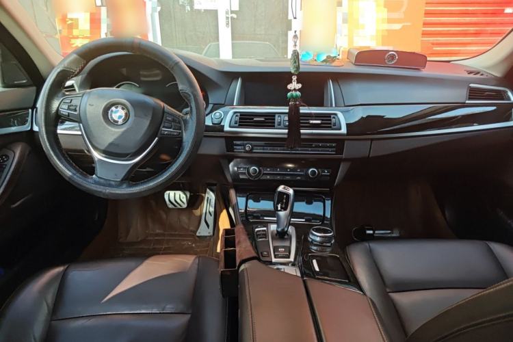 Used BMW 5 Series 2014 525Li Luxury Design Package
