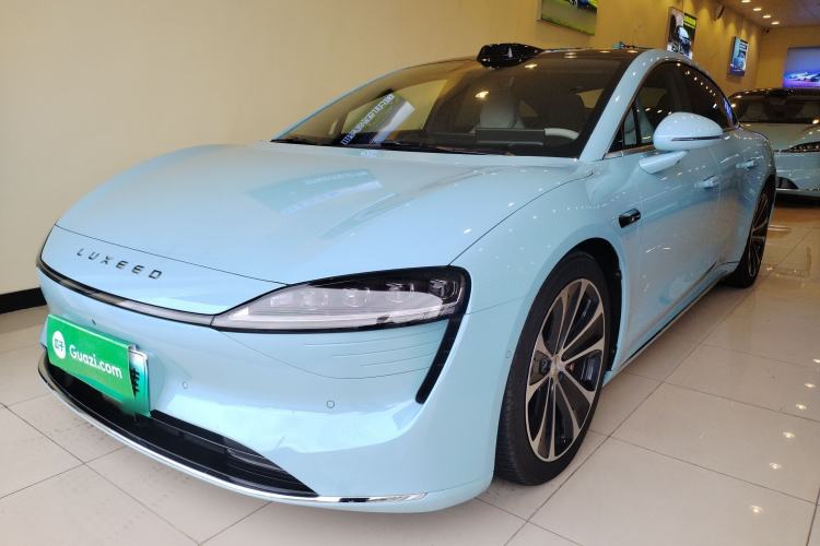 Used Hima Luxeed S7 2025 785 km Ultra