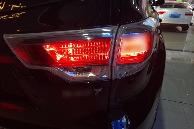 Used Toyota Highlander 2017 2.0T Four-Wheel Drive Luxury Edition 7 Seats
