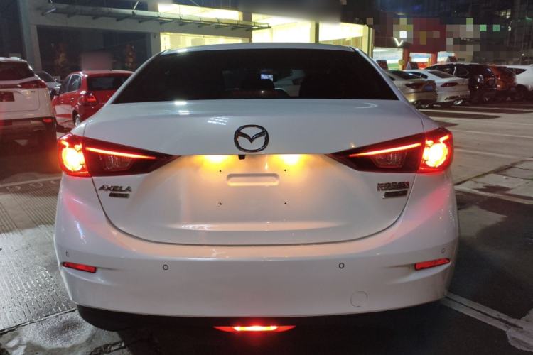 Used Mazda Mazda 3 Axela 2017 Sedan 1.5L Automatic Luxury Model Emission Standard China V
