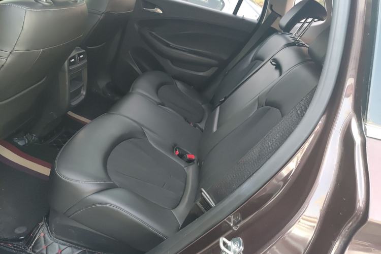 Used Buick Envision 2019 20T Two-Wheel Drive Leading Version China V Standard
