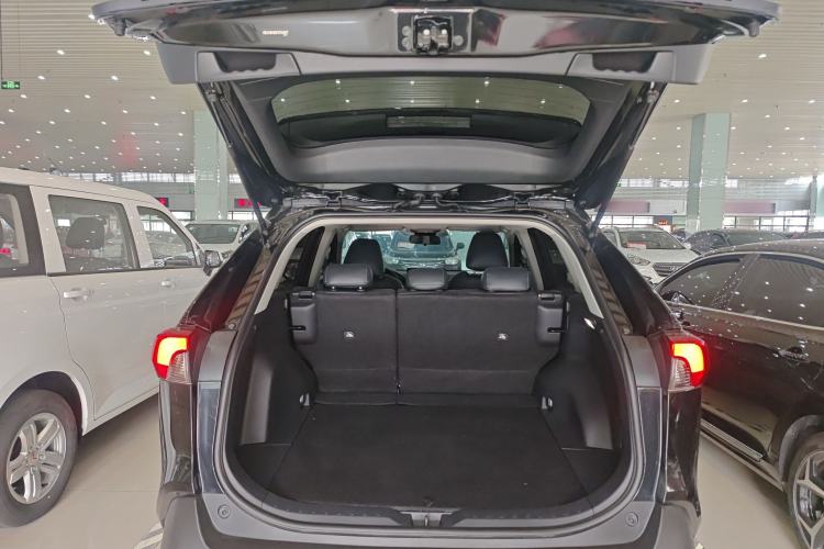 Used Toyota RAV4 2023 2.0L CVT Two-Wheel Drive Fashion Edition
