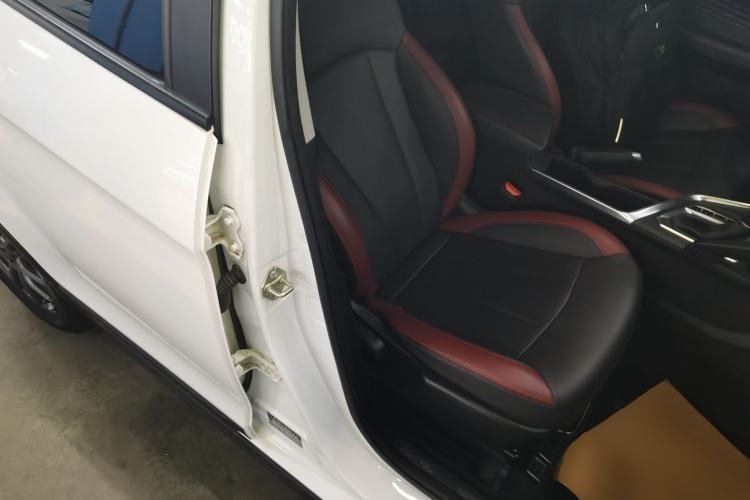 Used Geely Auto Vision X3 2021 PRO 1.5L CVT Deluxe Model
