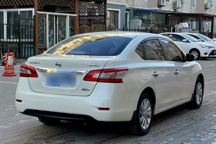 Used Nissan Sylphy 2014 1.6XV CVT Deluxe Edition
