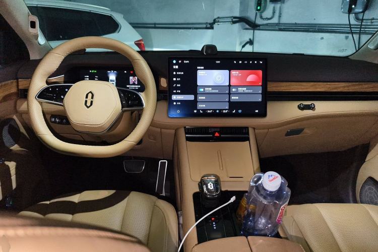 Used Hima AITO M7 2024 1.5T Rear-Drive Plus Version 5 Seats
